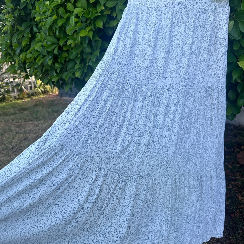 Light green Lulus skirt